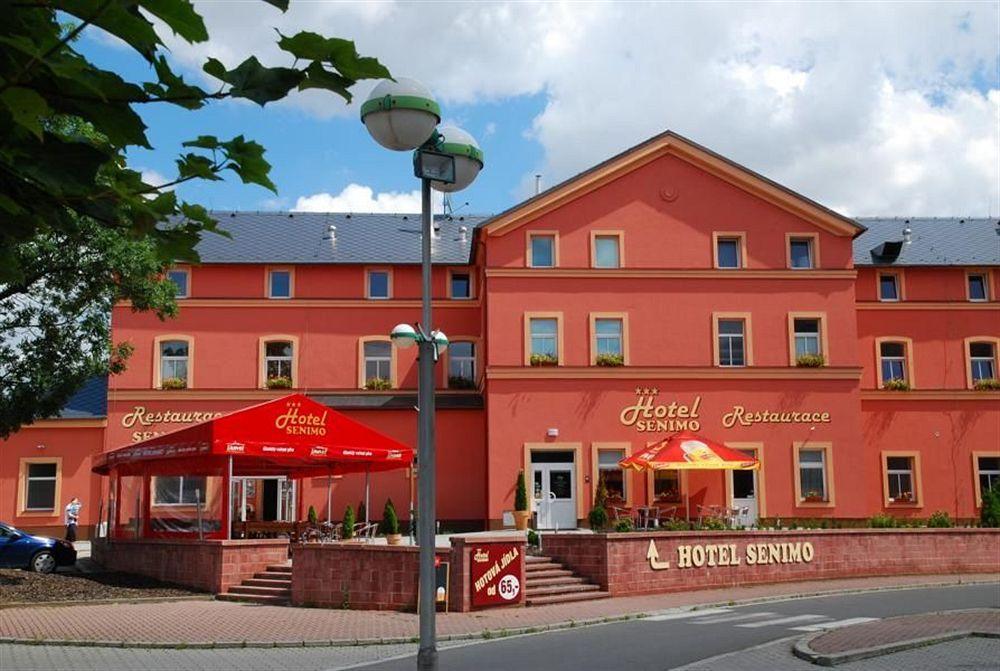 Hotel Senimo Olomouc Extérieur photo