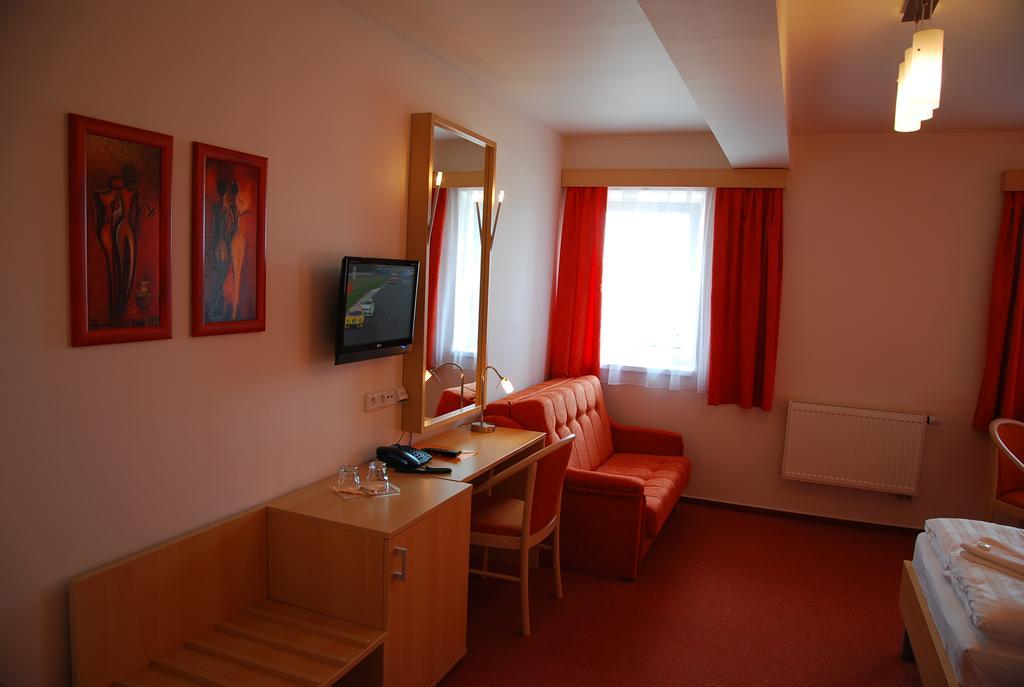 Hotel Senimo Olomouc Extérieur photo