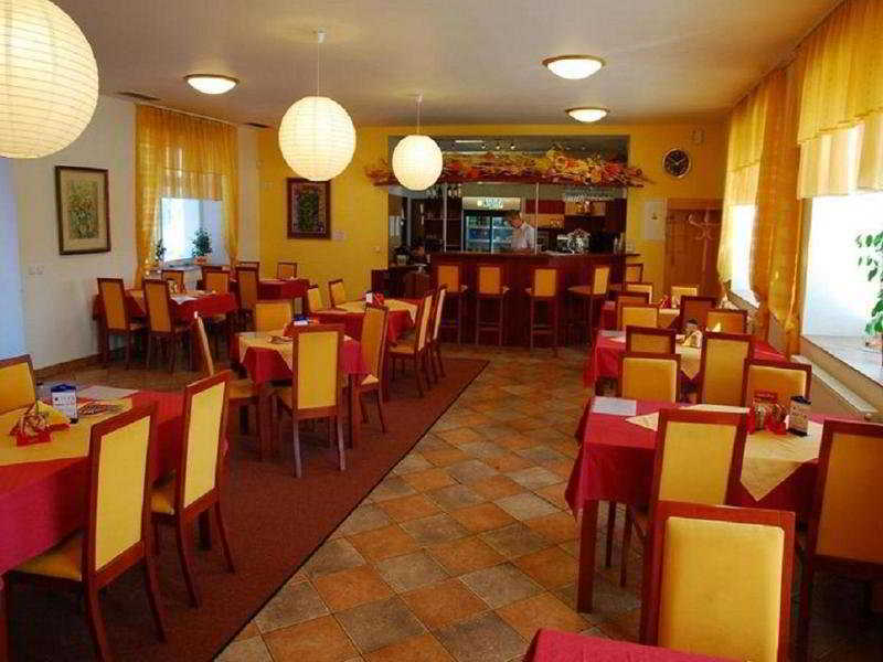 Hotel Senimo Olomouc Extérieur photo